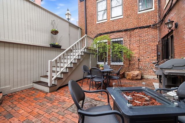 150 Chandler St 1, Boston, MA 02116