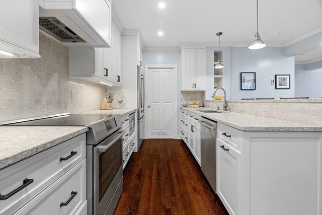 150 Chandler St 1, Boston, MA 02116