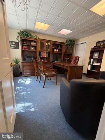 423 YORK RD, Jenkintown, PA 19046