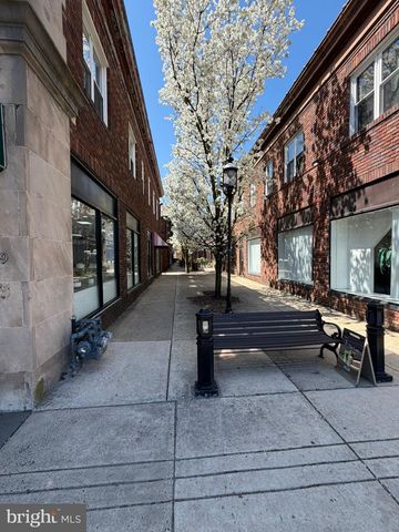 423 YORK RD, Jenkintown, PA 19046