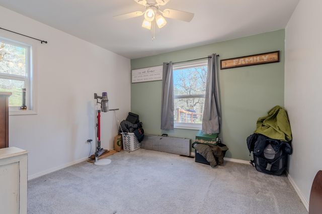 127 Lodge Road, Trail, OR 97541