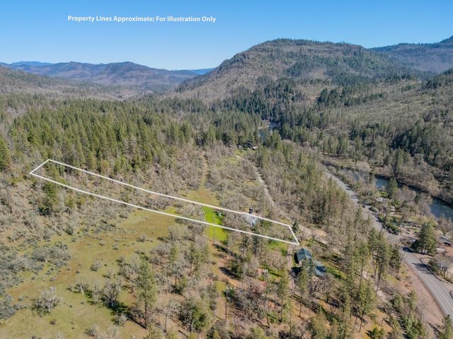 127 Lodge Road, Trail, OR 97541