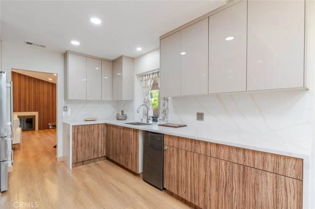 20159 Lassen Street, Chatsworth, CA 91311