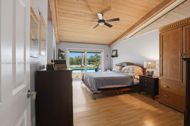 960 Bayberry Point Dr, Plantation, FL 33324