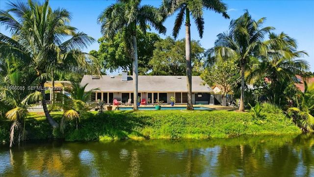 960 Bayberry Point Dr, Plantation, FL 33324