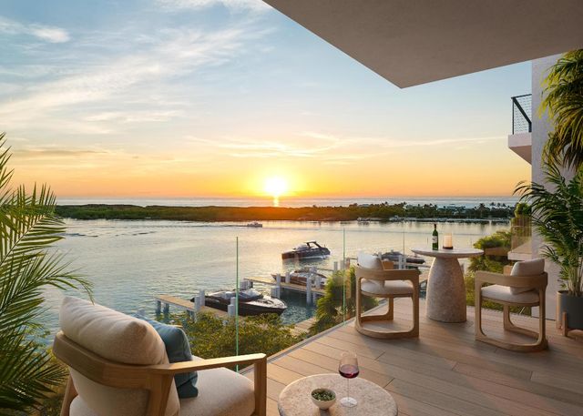 12450 SE Crystal Cove Place 2, Jupiter, FL 33469