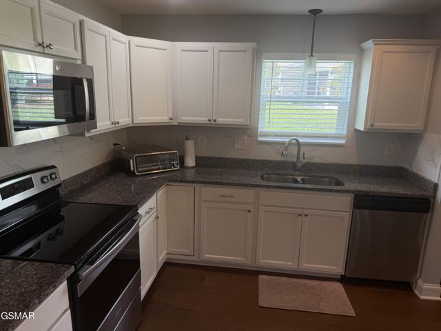159 Mayapple Way, Sevierville, TN 37862
