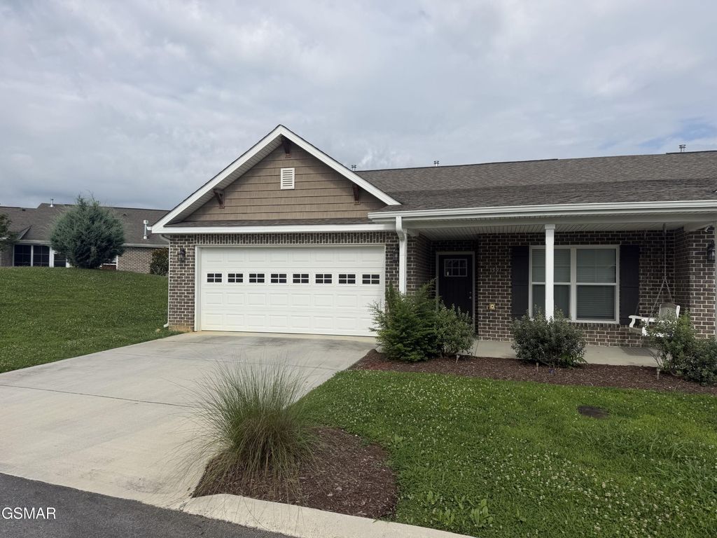 159 Mayapple Way, Sevierville, TN 37862