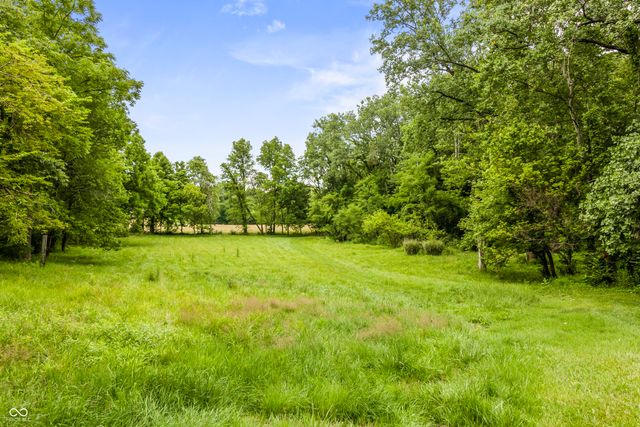 4122 N 500 E, Shelbyville, IN 46176