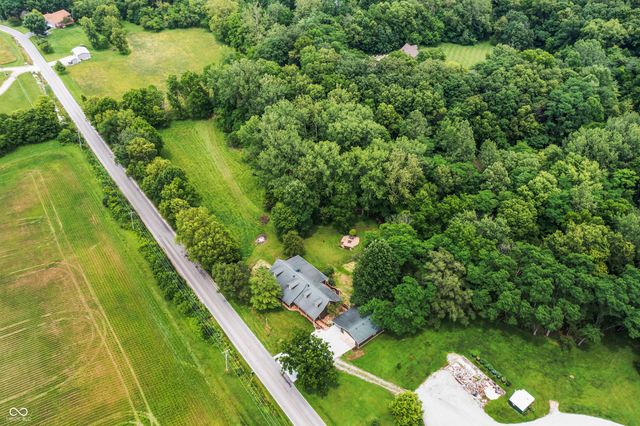4122 N 500 E, Shelbyville, IN 46176
