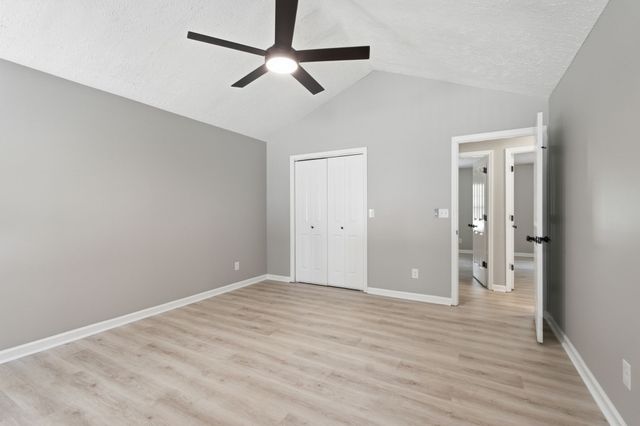 10044 Roanoke Dr, Murfreesboro, TN 37129