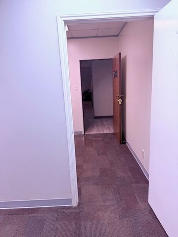 350 OAKS Trail 201, Garland, TX 75043