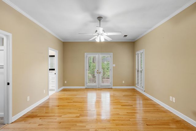 4898 COLE RD, Memphis, TN 38117