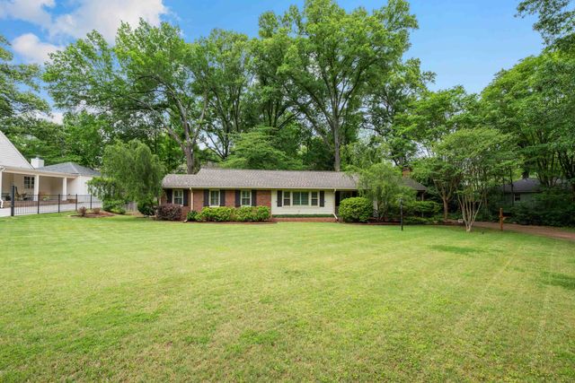 4898 COLE RD, Memphis, TN 38117