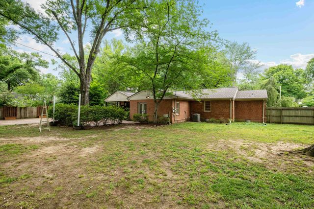 4898 COLE RD, Memphis, TN 38117