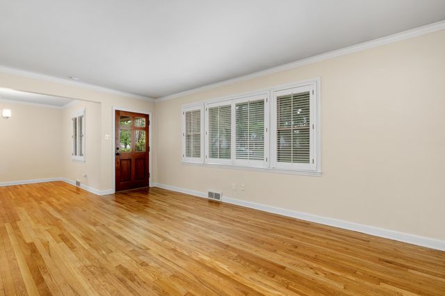 4898 COLE RD, Memphis, TN 38117