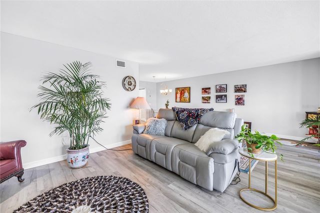 6020 SHORE BOULEVARD S 607, St Petersburg, FL 33707
