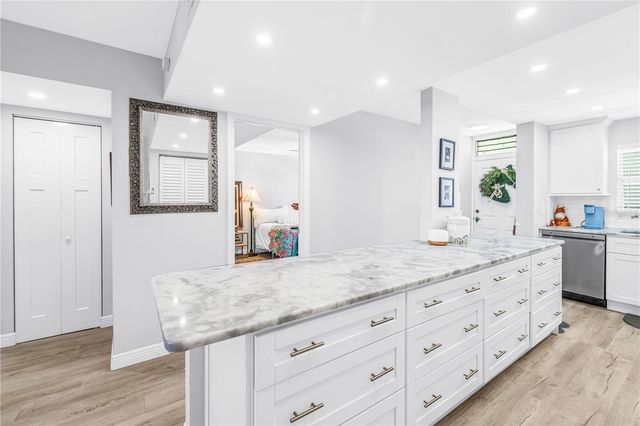 6020 SHORE BOULEVARD S 607, St Petersburg, FL 33707