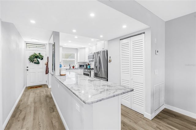 6020 SHORE BOULEVARD S 607, St Petersburg, FL 33707