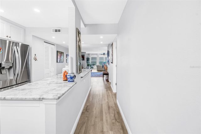 6020 SHORE BOULEVARD S 607, St Petersburg, FL 33707