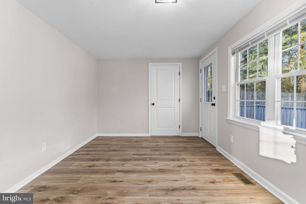 Image 16 of property listing at 1524 DOGWOOD RD, St Leonard, MD 20685