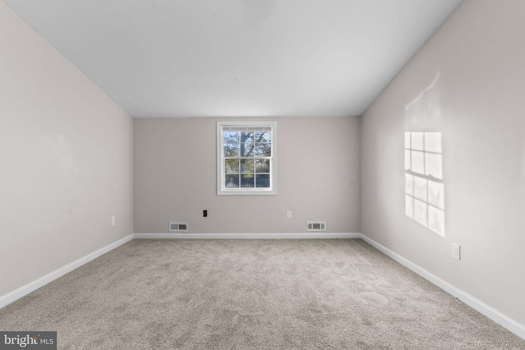 Image 32 of property listing at 1524 DOGWOOD RD, St Leonard, MD 20685