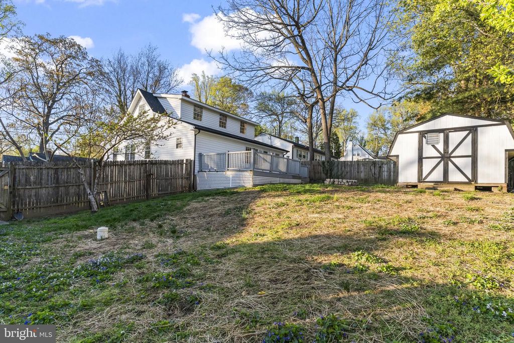 Image 38 of property listing at 1524 DOGWOOD RD, St Leonard, MD 20685