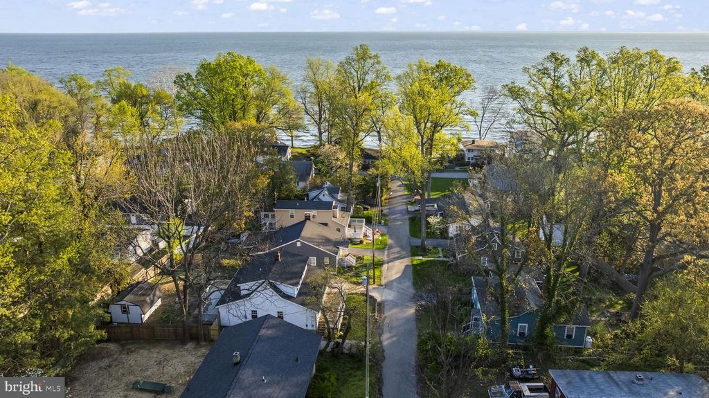 Image 47 of property listing at 1524 DOGWOOD RD, St Leonard, MD 20685