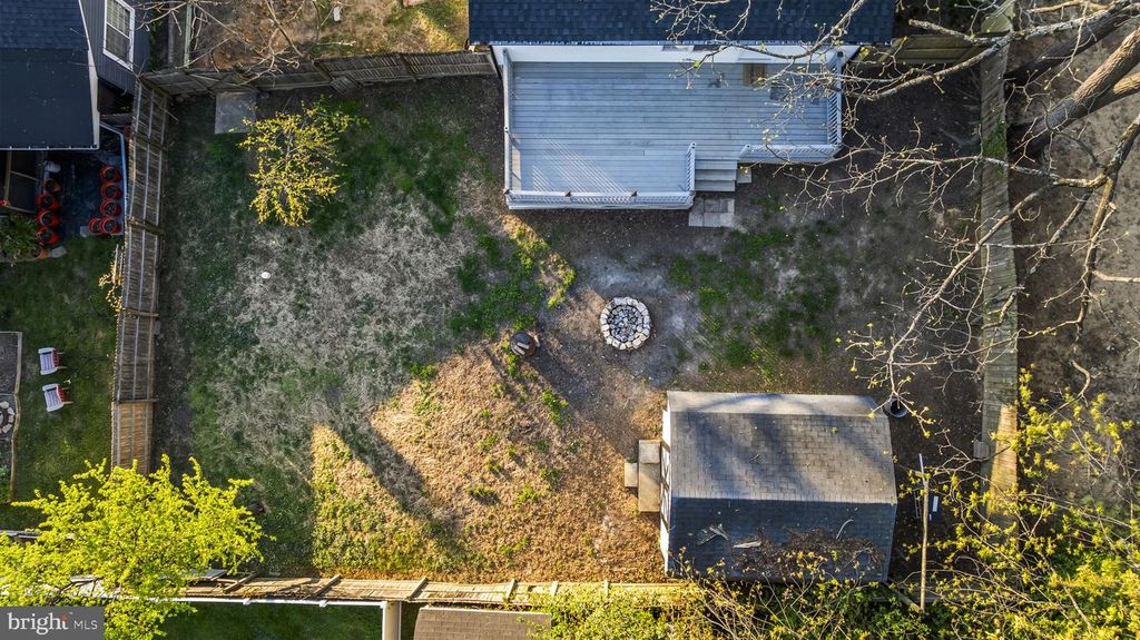 Image 48 of property listing at 1524 DOGWOOD RD, St Leonard, MD 20685