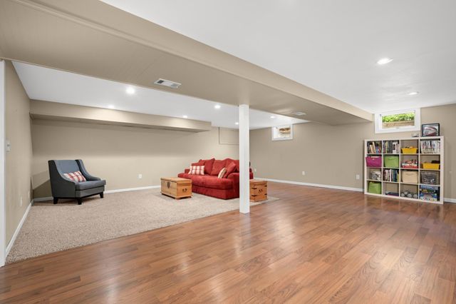 6009 Tingdale Avenue, Edina, MN 55436