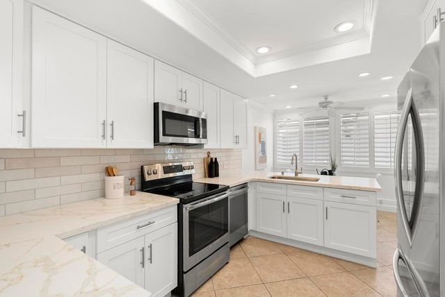 3118 Via De Caballo, Other, CA 92024