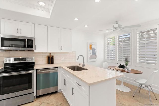 3118 Via De Caballo, Other, CA 92024
