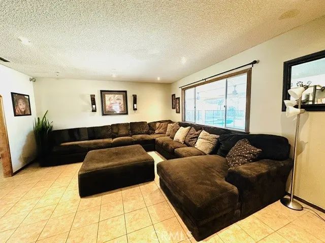25343 N Auld, Hemet, CA 92544