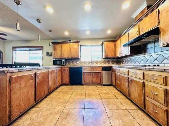25343 N Auld, Hemet, CA 92544