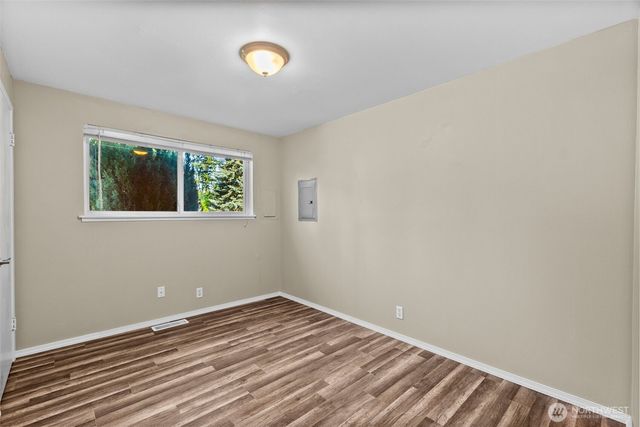 20414 20th Place W, Lynnwood, WA 98036