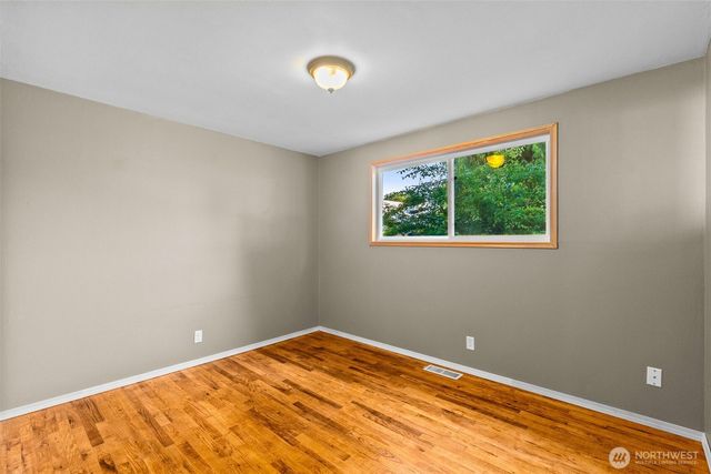 20414 20th Place W, Lynnwood, WA 98036
