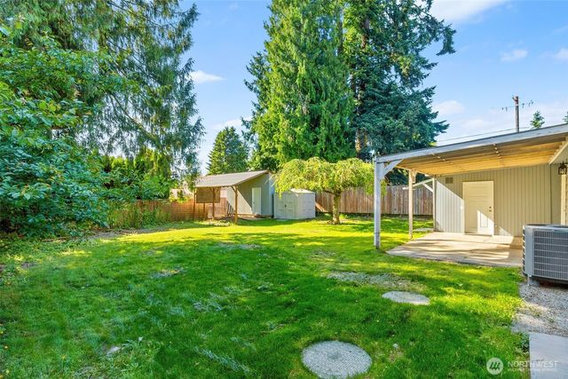 20414 20th Place W, Lynnwood, WA 98036