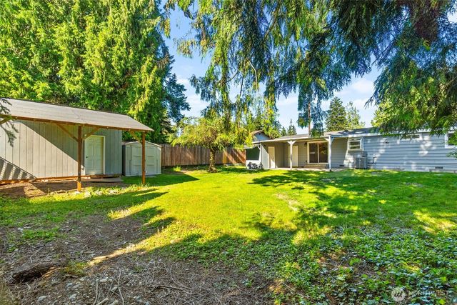 20414 20th Place W, Lynnwood, WA 98036