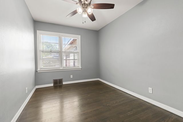 307 SUPERIOR Avenue, Machesney Park, IL 61115