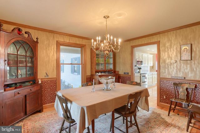 23 S ZINNS MILL RD, Quentin, PA 17083