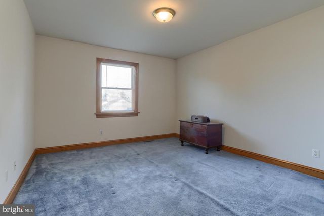 23 S ZINNS MILL RD, Quentin, PA 17083