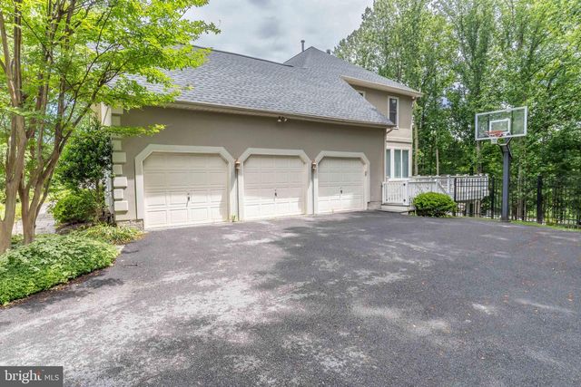 1284 COBBLE POND WAY, Vienna, VA 22182