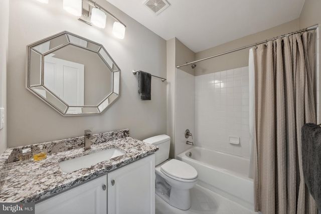 1284 COBBLE POND WAY, Vienna, VA 22182