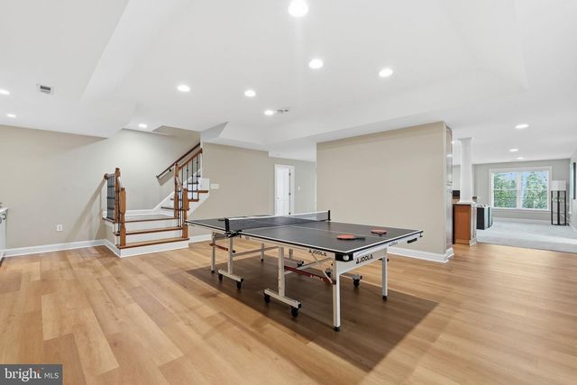 1284 COBBLE POND WAY, Vienna, VA 22182