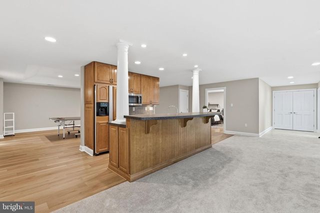 1284 COBBLE POND WAY, Vienna, VA 22182