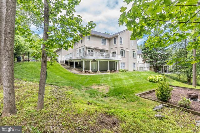 1284 COBBLE POND WAY, Vienna, VA 22182