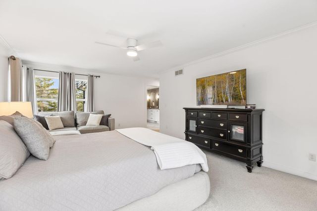 3812 W 57th Street, Edina, MN 55410