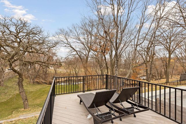 3812 W 57th Street, Edina, MN 55410