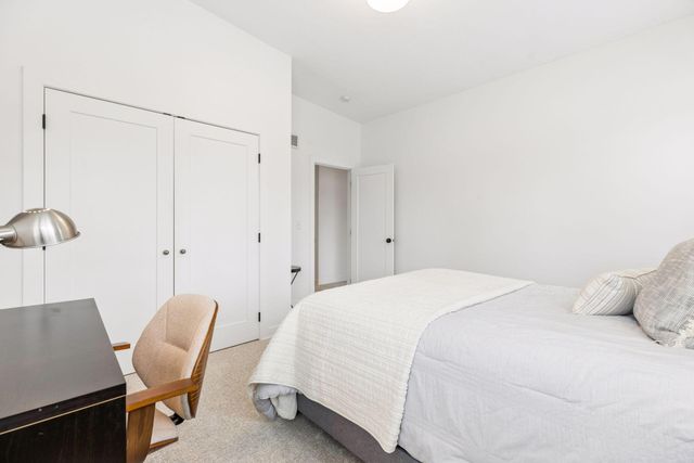 3812 W 57th Street, Edina, MN 55410