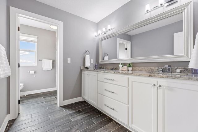 3812 W 57th Street, Edina, MN 55410